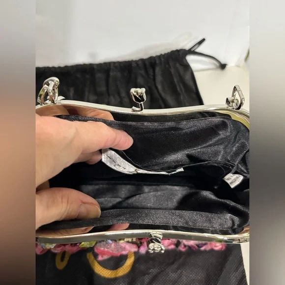 Mary Frances Black Satin Beaded Appliquéd Kisslock Shoulder Bag - Picture 12 of 12